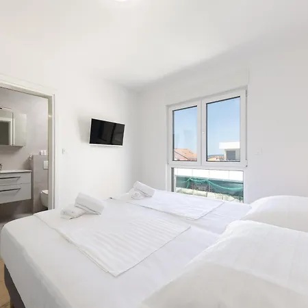 Adriatic Nest Apartment *