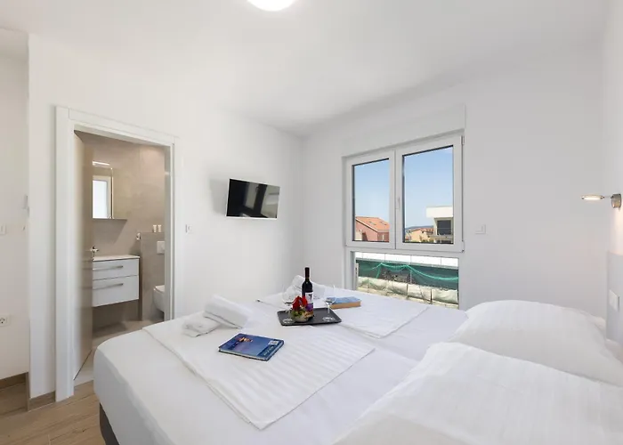 Adriatic Nest Apartment *