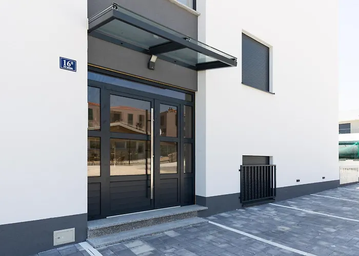 Apartment Adriatic Nest Trogir