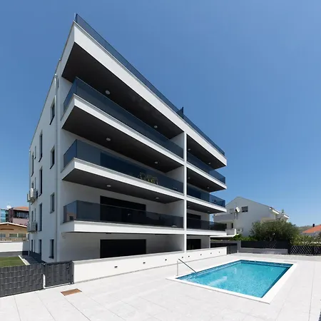 Adriatic Nest Apartment *